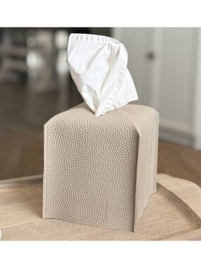 Off White Faux Leather Square Tissue Box Cover